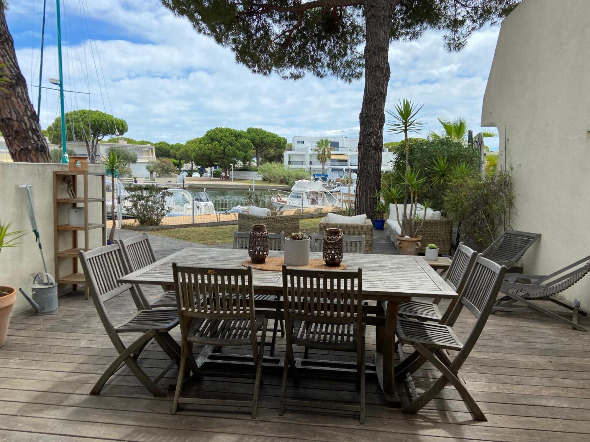 Marina Avec Place De Bateau A Port Camargue لو غراو دو روا المظهر الخارجي الصورة